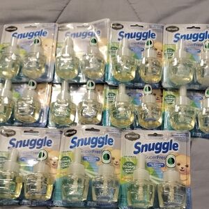 Snuggle 2x11 Packs SuperFresh Scented Oil Refills Total Of 22 Refills New Sealed